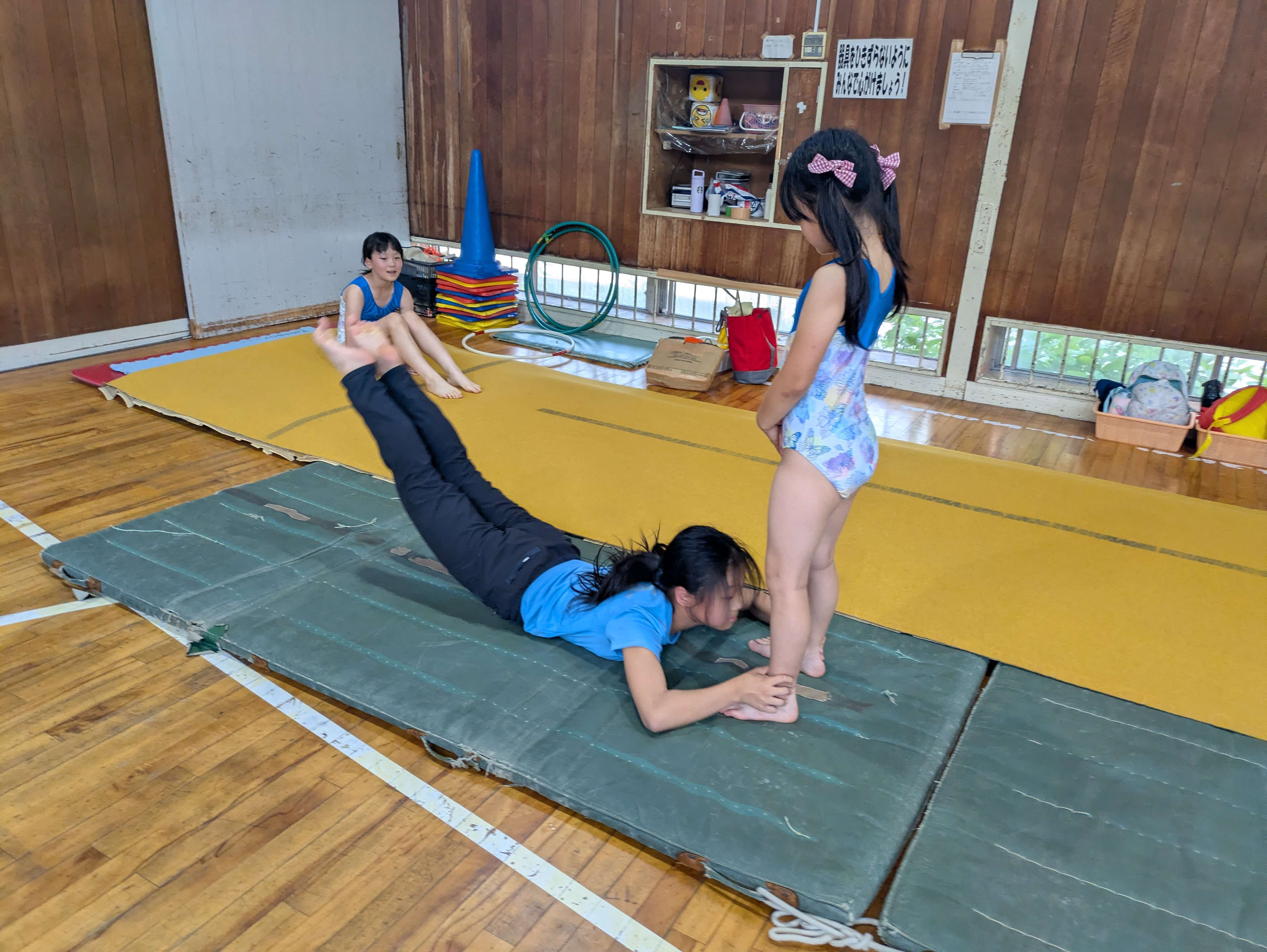 器械体操ジュニア水曜日クラス｜公益財団法人 奈良YMCA